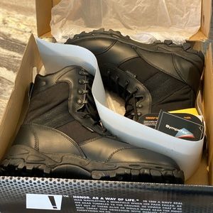 Men’s size 9M BLACKHAWK! Black Ops Boots